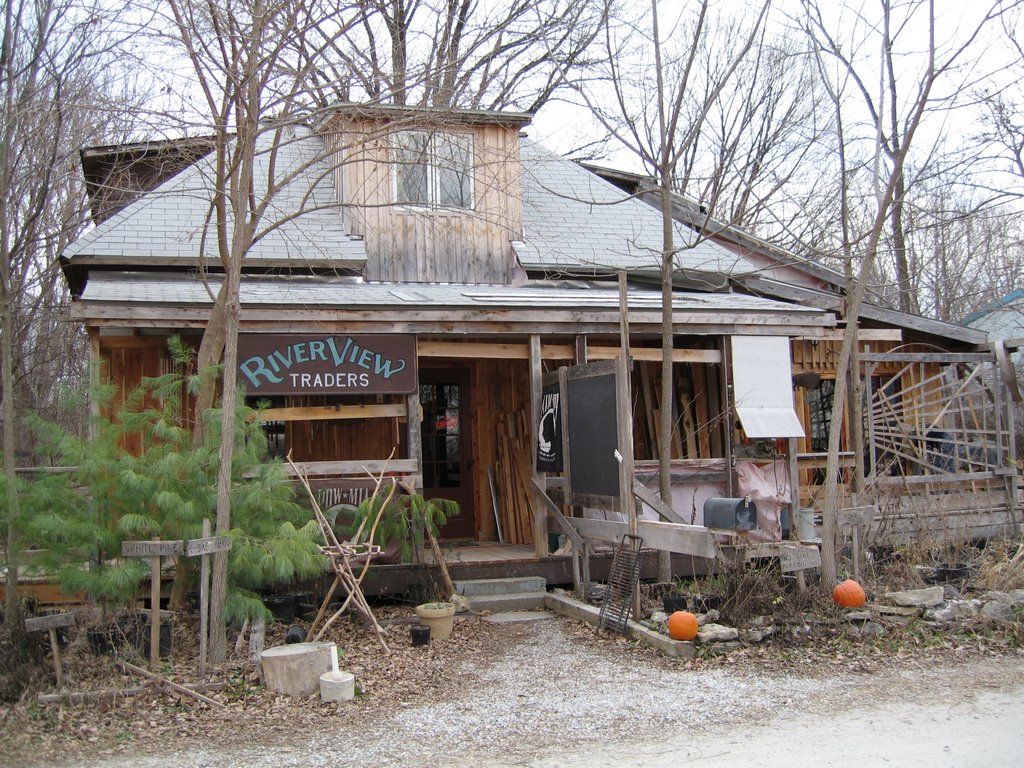 River View Traders shop on Katy Trail, Елвинс