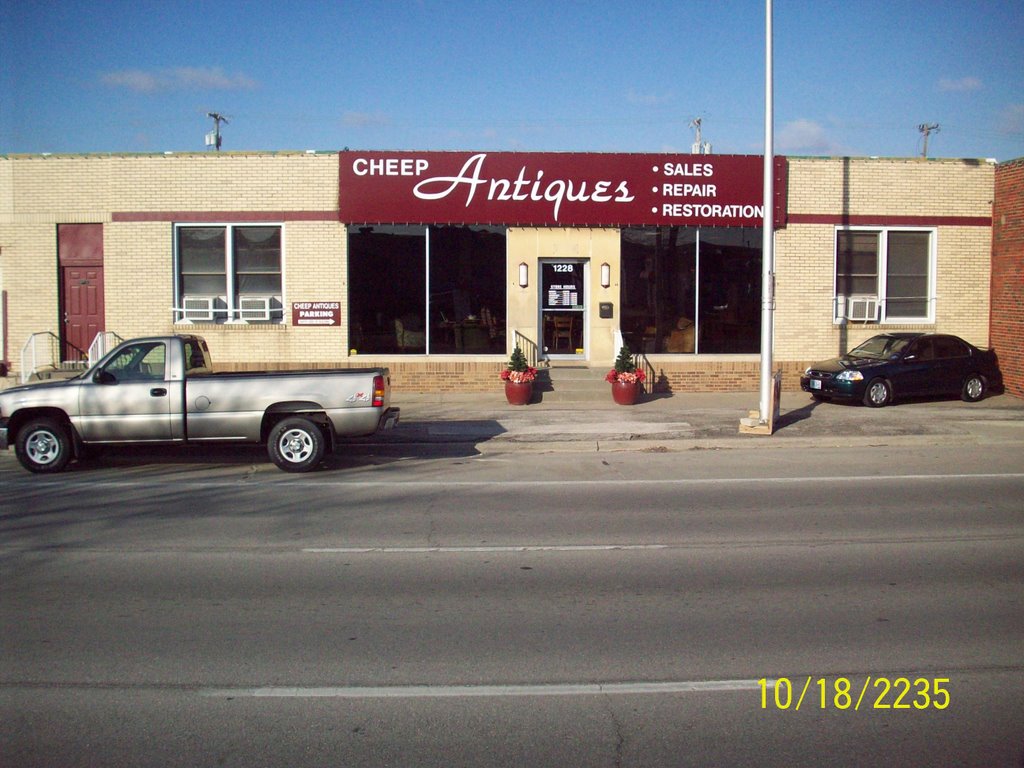 Cheep Antiques Storefront 2, Канзас-Сити