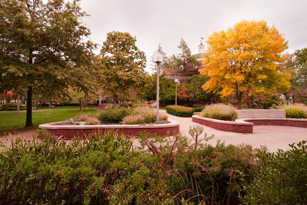 Truman State University Virginia Young Stanton Garden, Кирксвилл