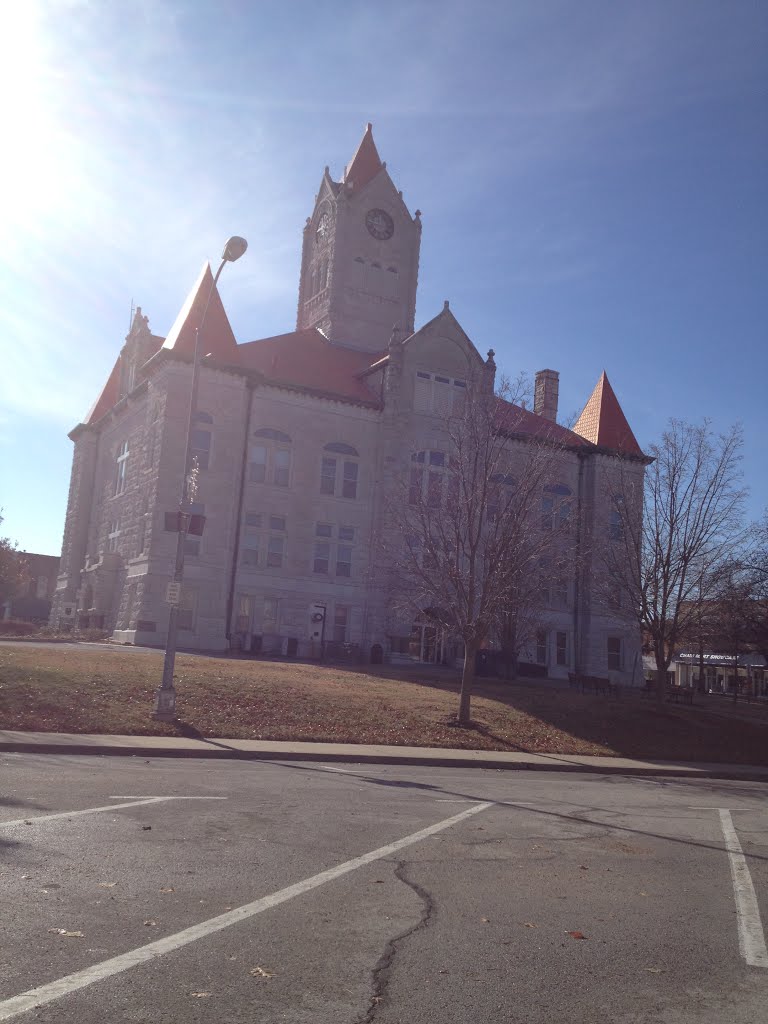 The Vernon County Court House in Navada Missouri, Невада