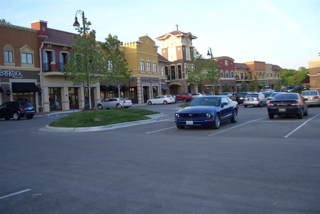 Briar Cliff Village shops, Kansas City, MO, Нортмур