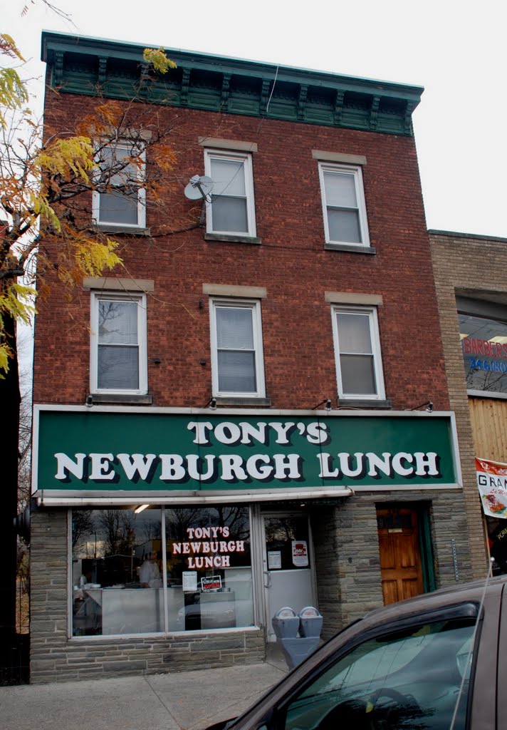 Tonys Newburgh Lunch, Ньюбург
