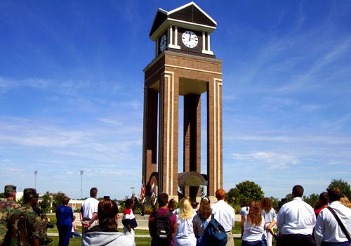 Missouri Western Clock Tower on September 11th, Олбани (Генри Кантри)