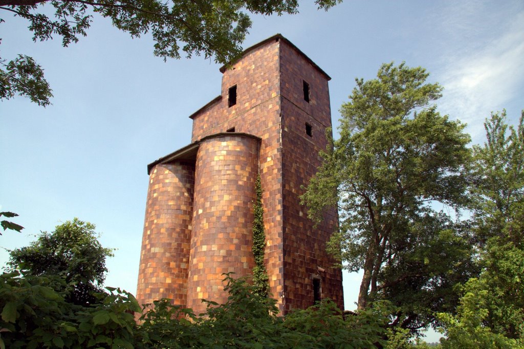 Fired clay silo, Салем