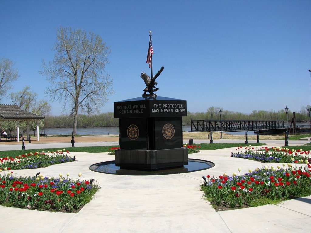 Armed Services Memorial, Сант-Чарльз