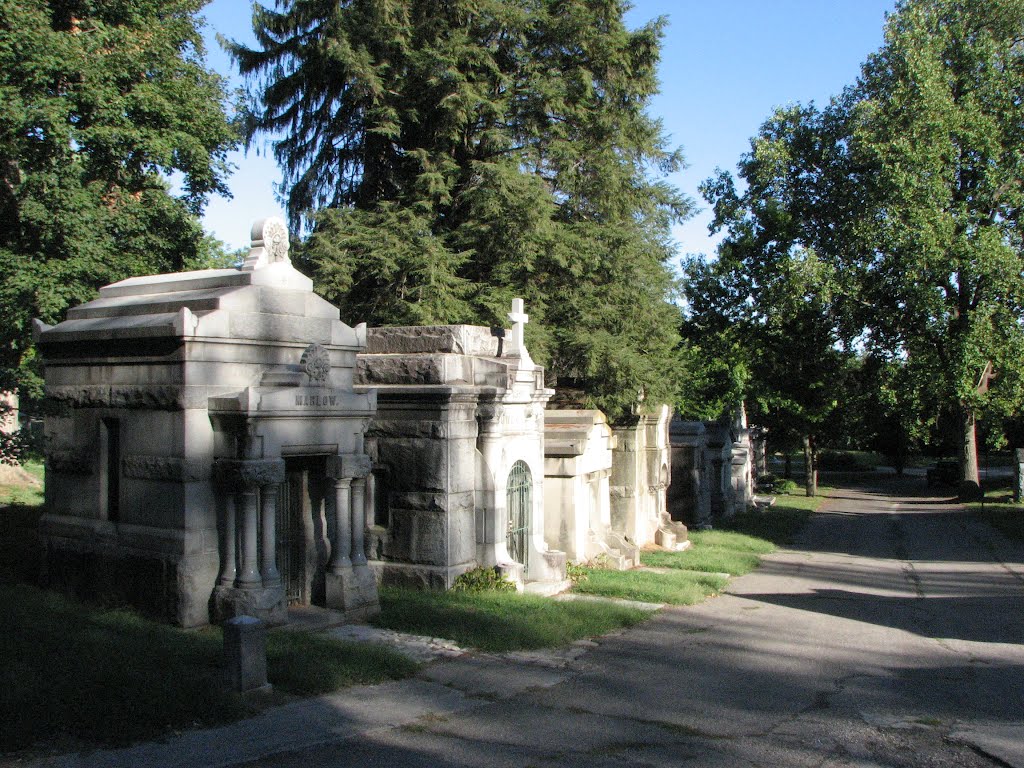 Mausoleum Row, Сент-Джозеф