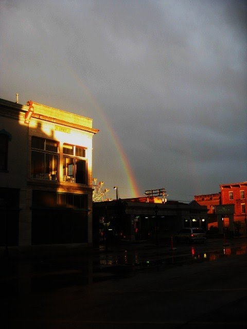 Rainbow in Webb City, Эйрпорт-Драйв
