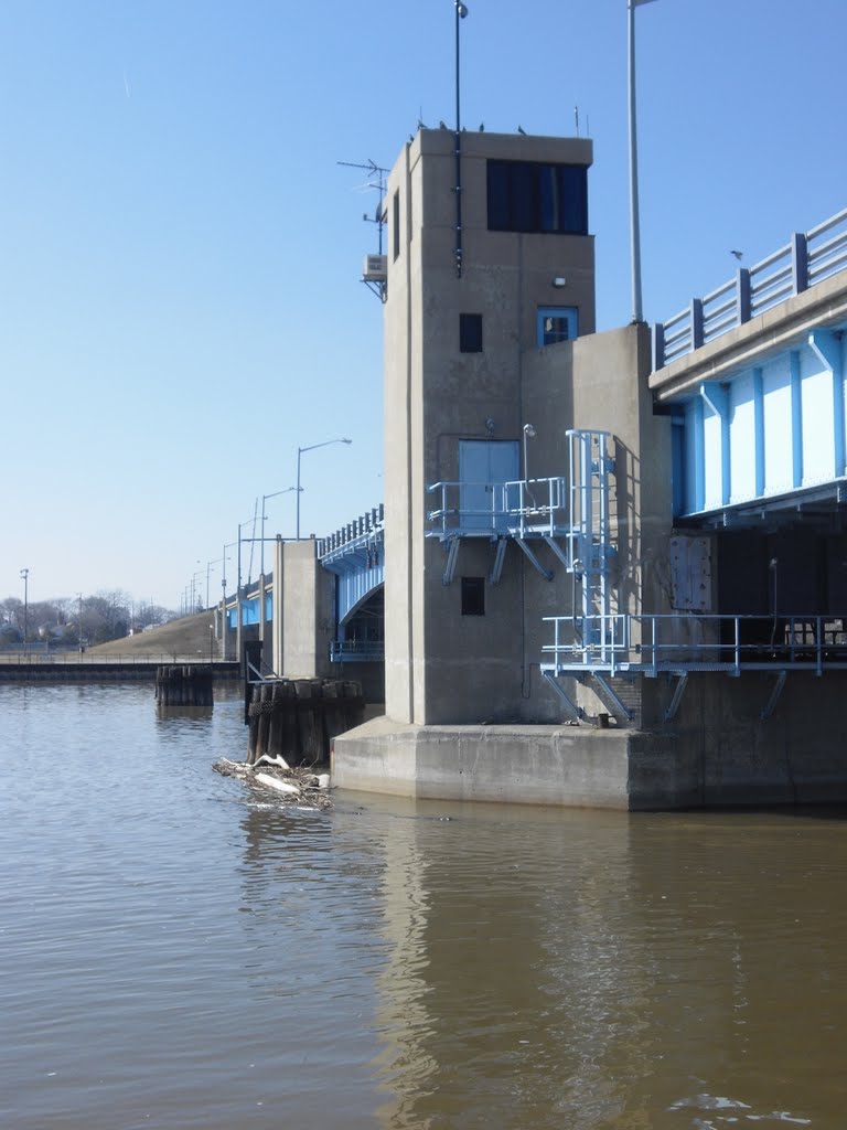 Independence Bridge (bascule type) in Bay City, Бэй-Сити