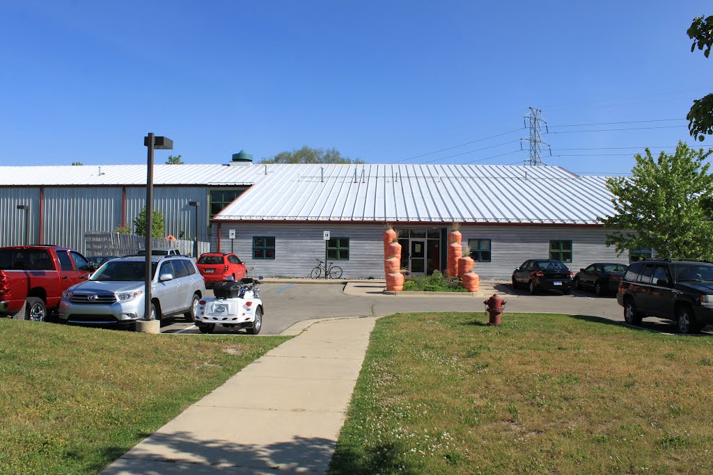 Food Gatherers Warehouse, 1 Carrot Way,  Ann Arbor Township, Michigan, Варрен