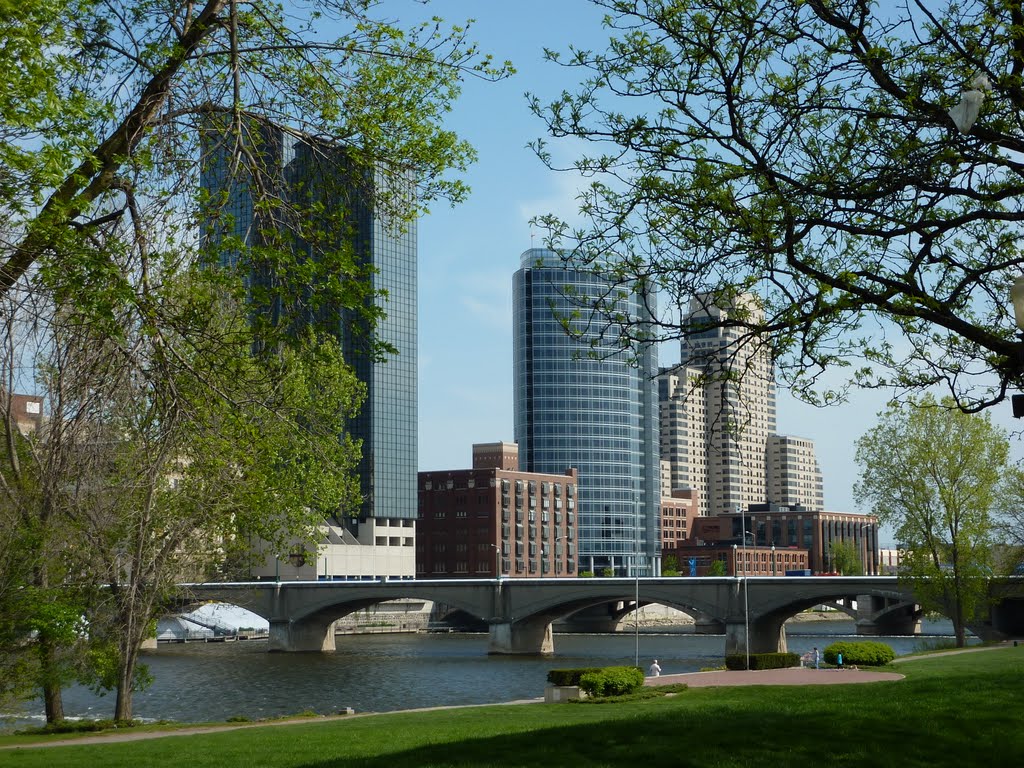 Grand Rapids, Гранд-Рапидс