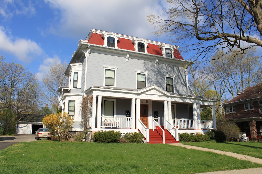 Historic House, (1880), 111 North Normal Street, Ypsilanti, Michigan, Ипсиланти