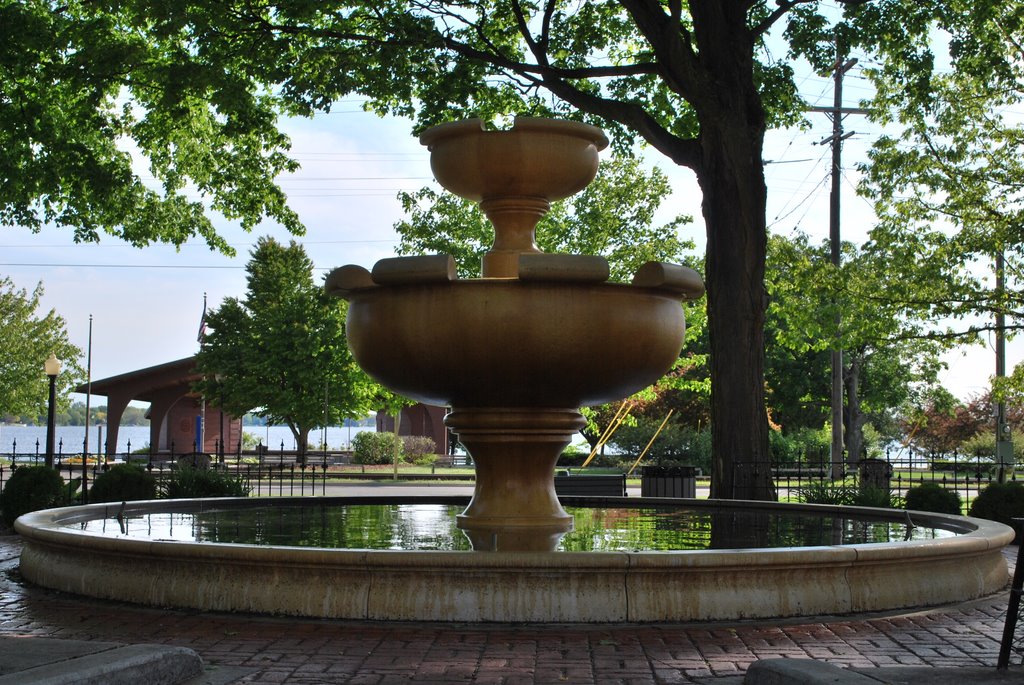 Fountain, Кадиллак