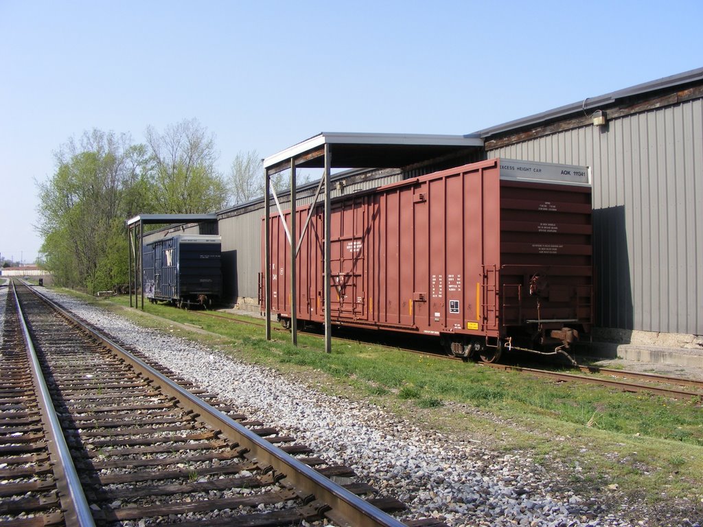 Boxcars Spotted at Arvco Containers, Kalamazoo, MI, Каламазу