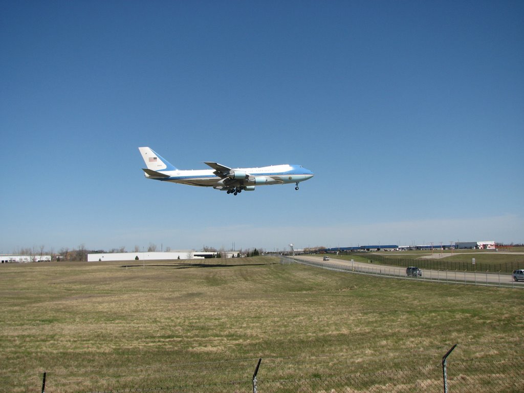 Air Force One in Grand Rapids, Кентвуд