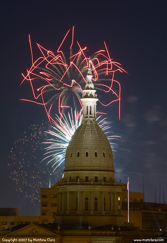 Michigan State Capitol Framed By Fireworks, Лансинг