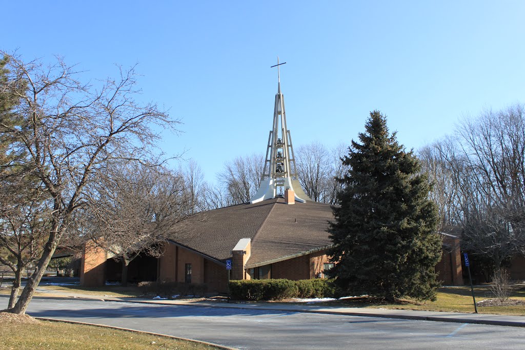 Saint Aidans Catholic Church, 17500 Farmington Road, Livonia, Michigan, Ливониа