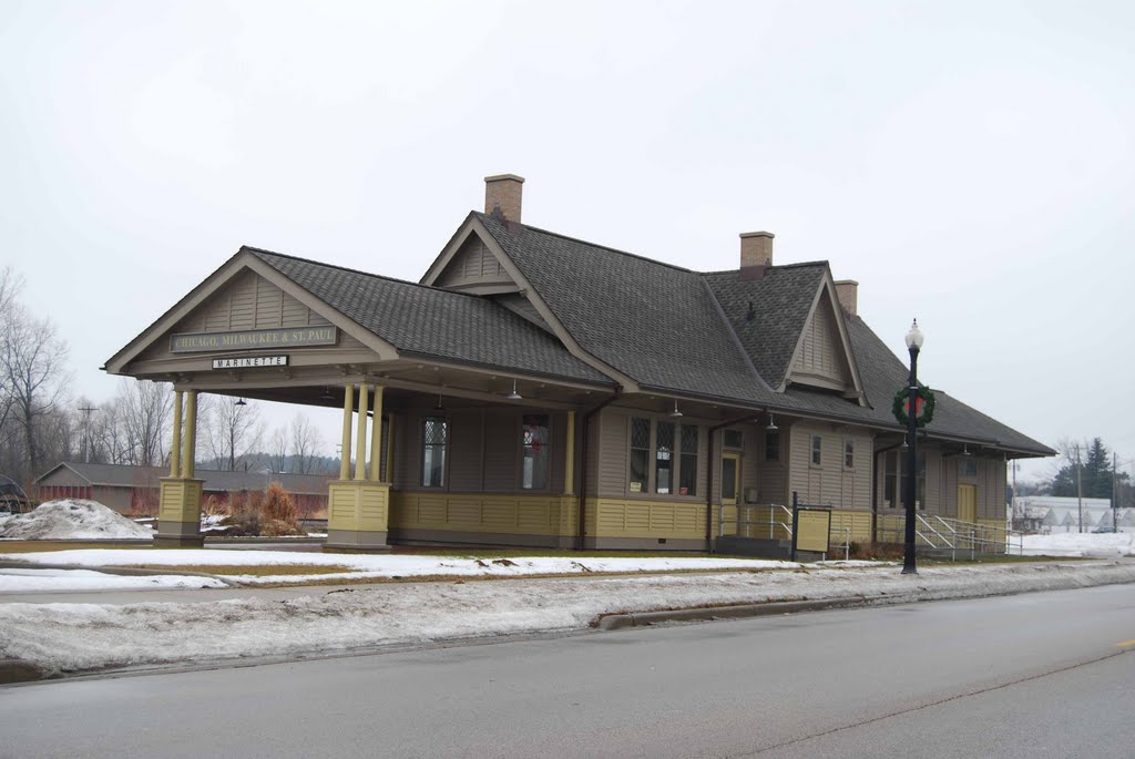 Marinette Train Depot (The Milwaukee Road), Меномини