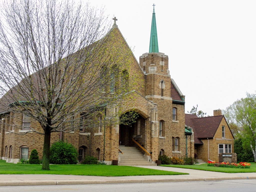 St. James Lutheran Church, Меномини