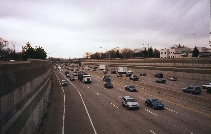 US Interstate 696 Freeway near Detroit Zoo, Монтроз