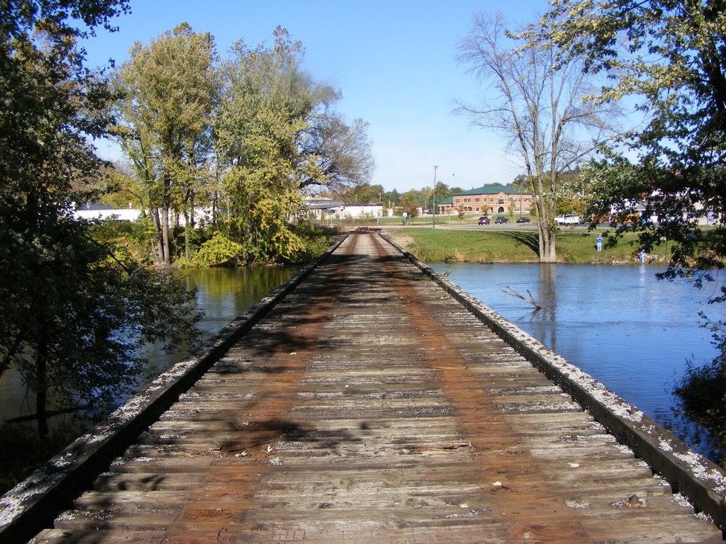 Former CK&S ROW Bridge over the Kalamazoo River view from the South, Parchment, MI, Парчмент