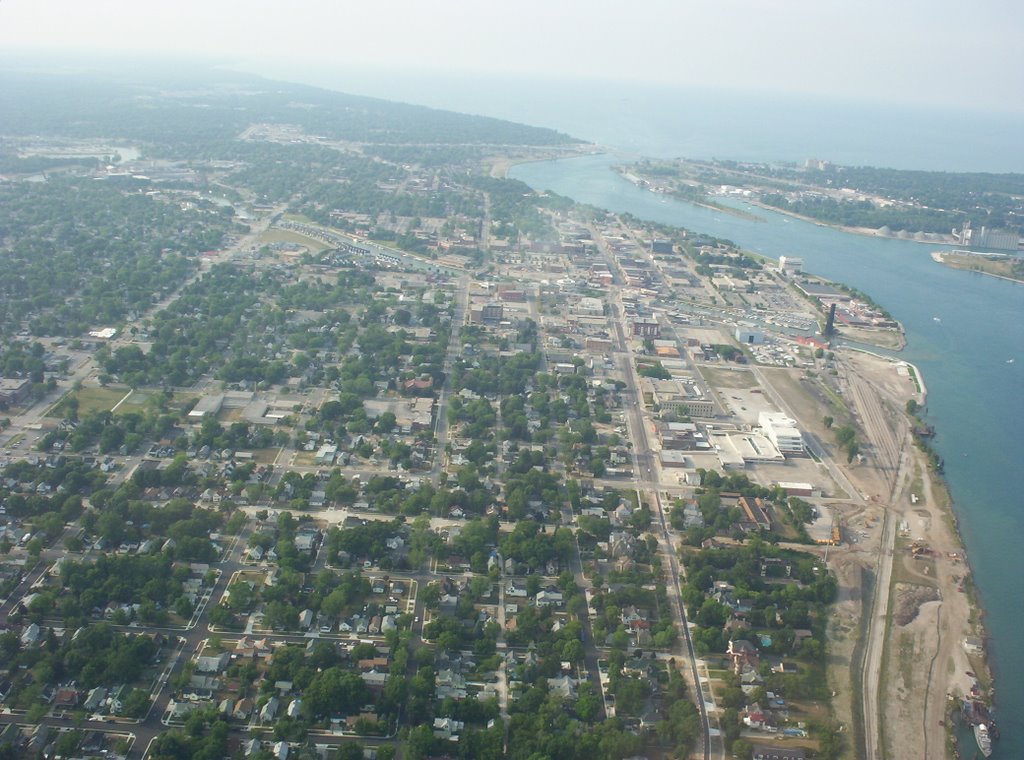 Port Huron, Michigan... from the air, Порт-Гурон