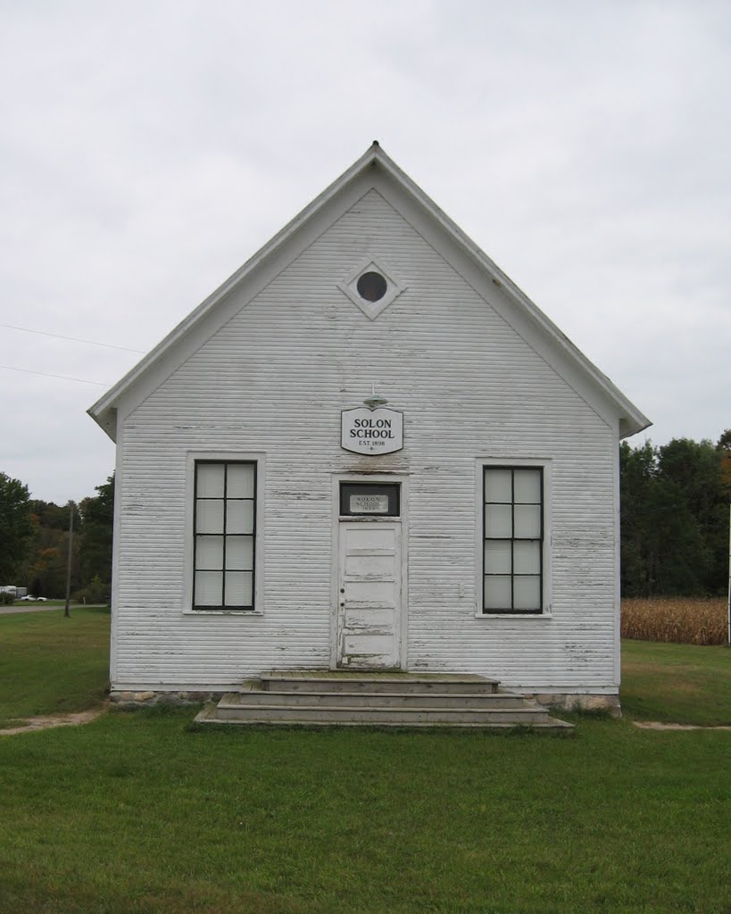 Old Solon Schoolhouse, Росевилл