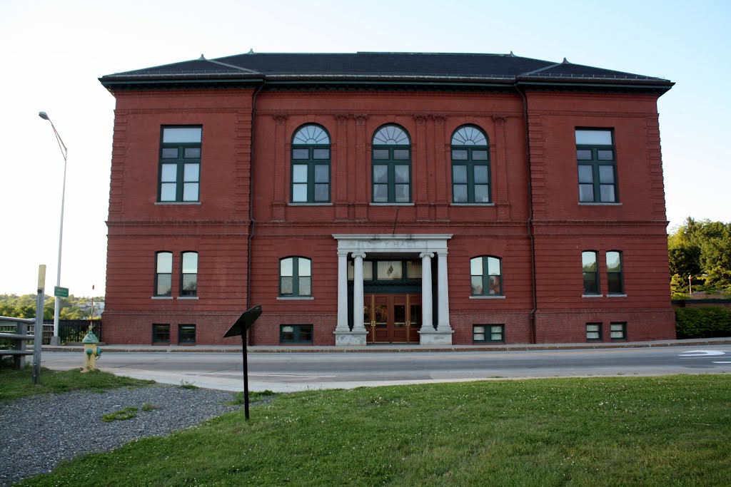 Assisted Living in Augusta, Maine(former City Hall)., Огаста