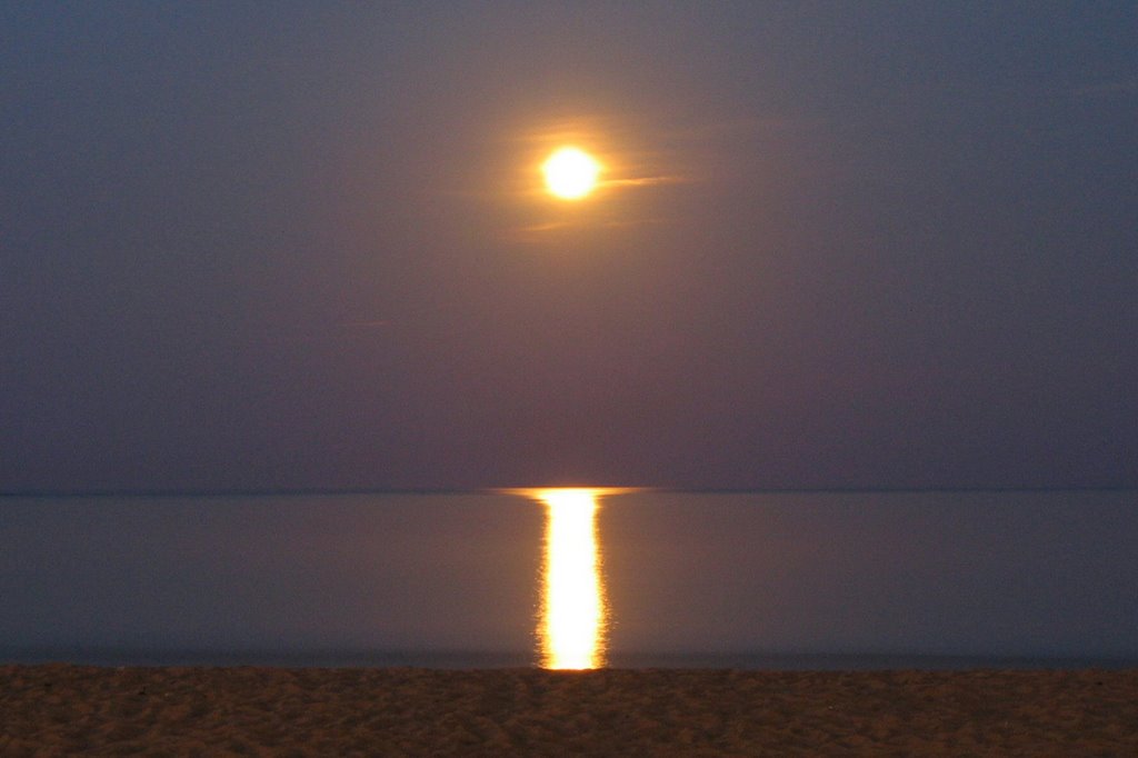 Moonrise at Old Orchard Beach, Олд-Орчард-Бич