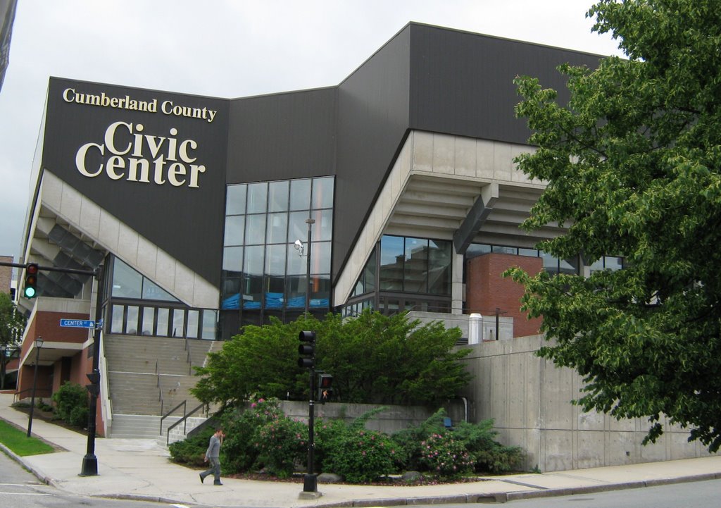 Cumberland County Civic Center, Портленд