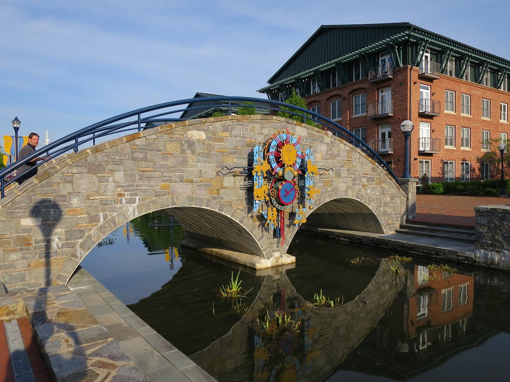 Bridge Reflection, Фредерик