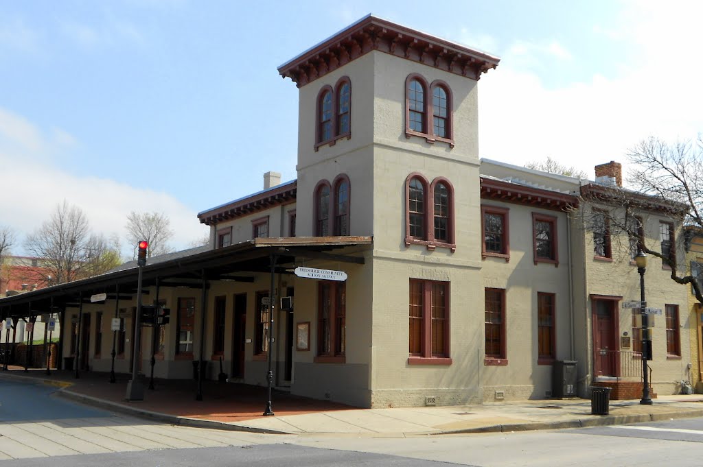B&O Railroad Station, now Frederick Community Action Agency‎, 100 South Market Street Frederick, MD 21701, Фредерик