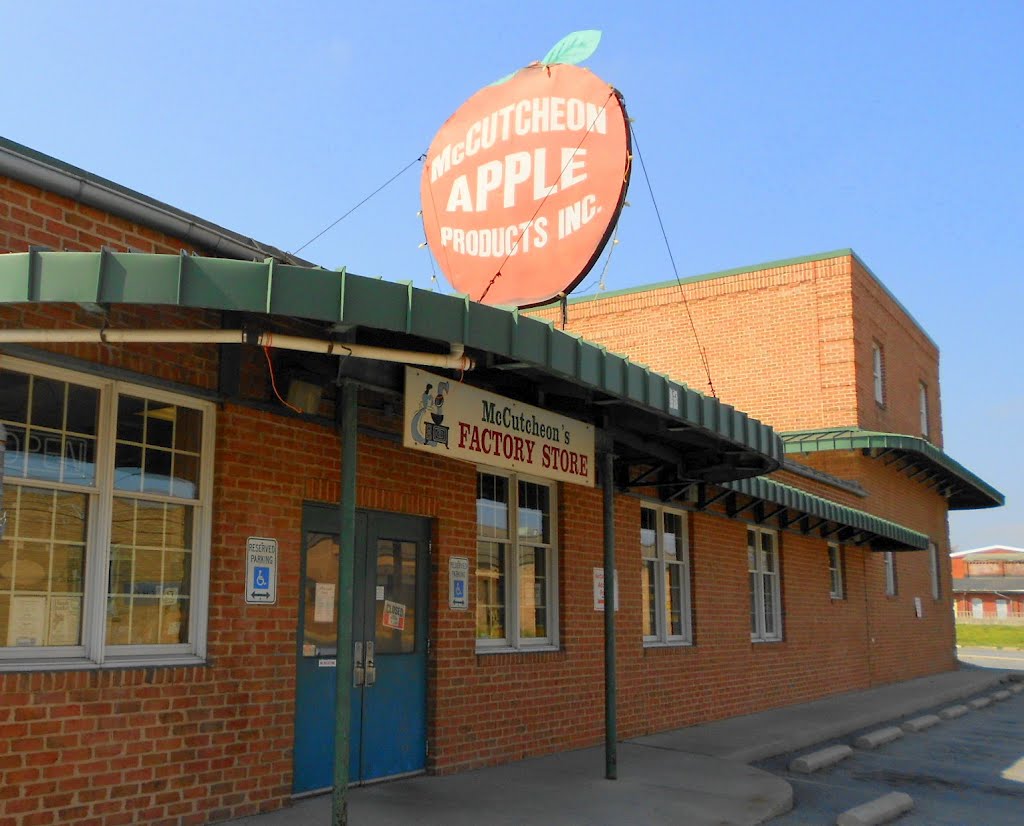 McCutcheons Apple Products‎ Factory & Store, 13 South Wisner Street Frederick, MD 21701, Фредерик