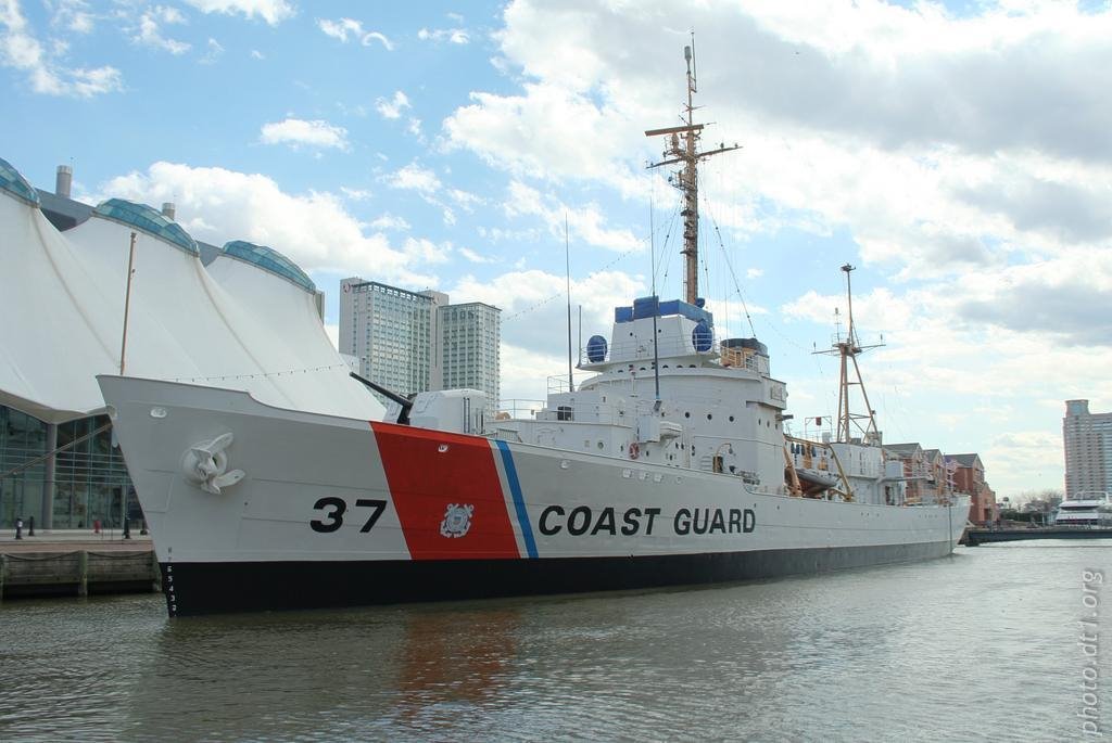 US Coast Guard Cutter “Taney”, the last ship floating after the attack on Pearl Harbor; now a museum ship in Baltimores Inner Harbor [407038-40h], Балтимор