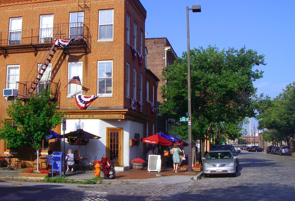 USA - MD - Baltimore. Fells Point, the John Stevens. Where crab cakes  are held together by sheer power of will :), Балтимор