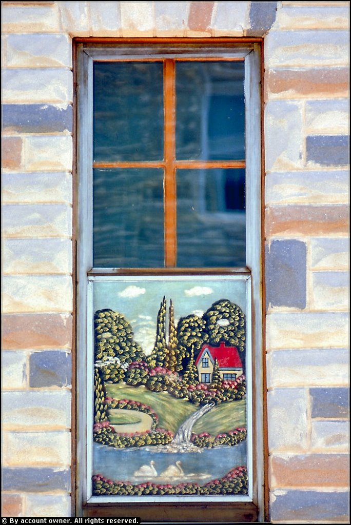 Painted Window Screen - Baltimore, Maryland - 1976 . . . Screen painting is a form of folk art found in certain neighborhoods of Baltimore. The first such screens appeared in 1913. The art form is now dying out, largely due to the gentrification of the ne, Балтимор