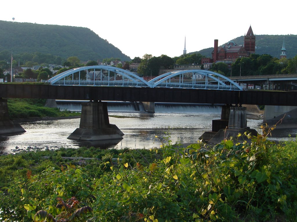 Potomac River in Cumberland, MD, Камберленд