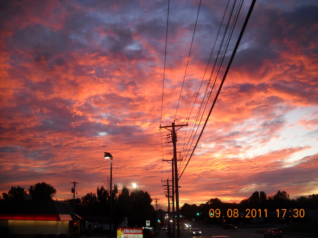 Sunset - St. Louis, MO - Sept 8 2011 - 5:30 pm, Колмар-Манор