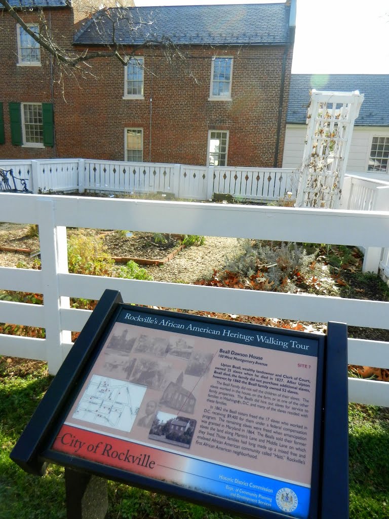 Beall-Dawson House: 100 West Montgomery Avenue: Rockvilles African American Heritage Walking Tour marker, 103 West Montgomery Avenue Rockville, MD 20850, Роквилл