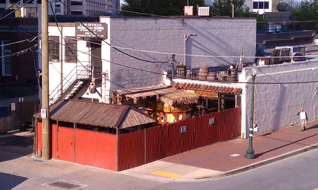Piratz Tavern from Bonifant/Dixon parking garage, Силвер Спринг