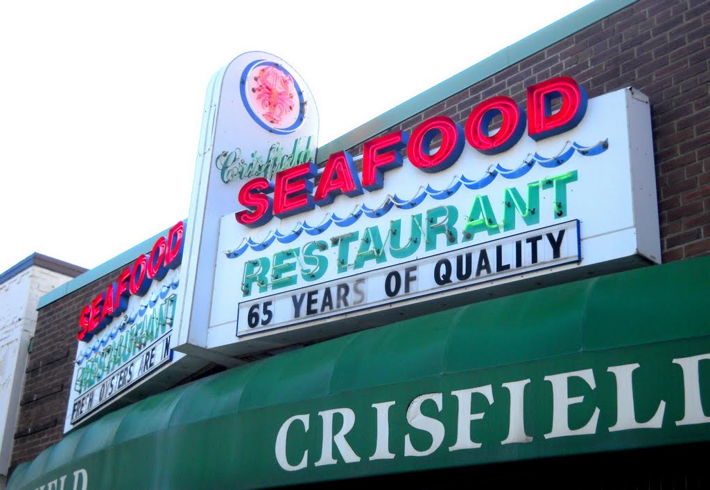 Crisfields Seafood Restaurant‎, 8012 Georgia Avenue, Silver Spring, MD 20910, built 1945, Силвер Спринг