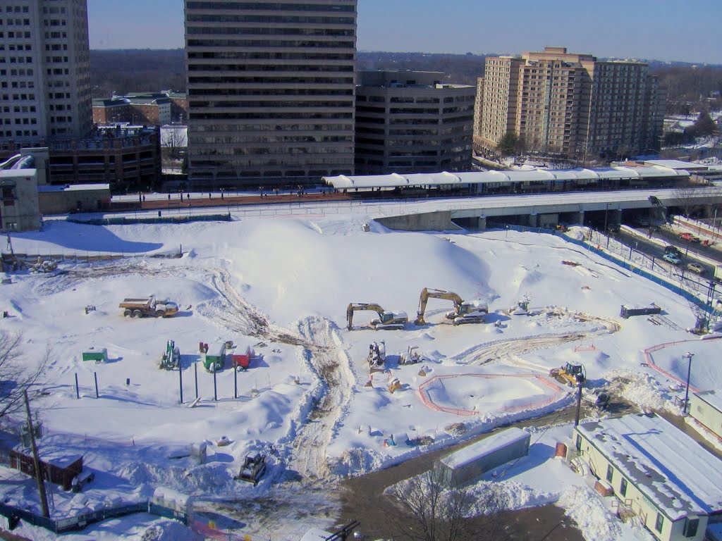 Silver Spring Transit Center construction site in the snow, Такома-Парк