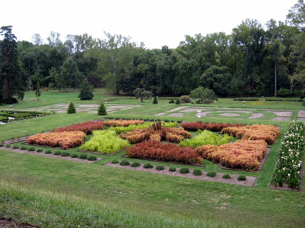 Garden at Hampton Mansion, Baltimore, MD, Таусон