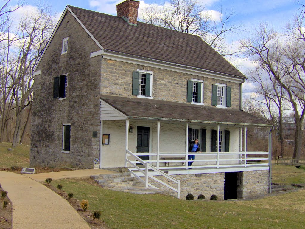 Hager House, Hagerstown City Park, 110 Key Street, Hagerstown, MD, circa 1740, Хагерстаун