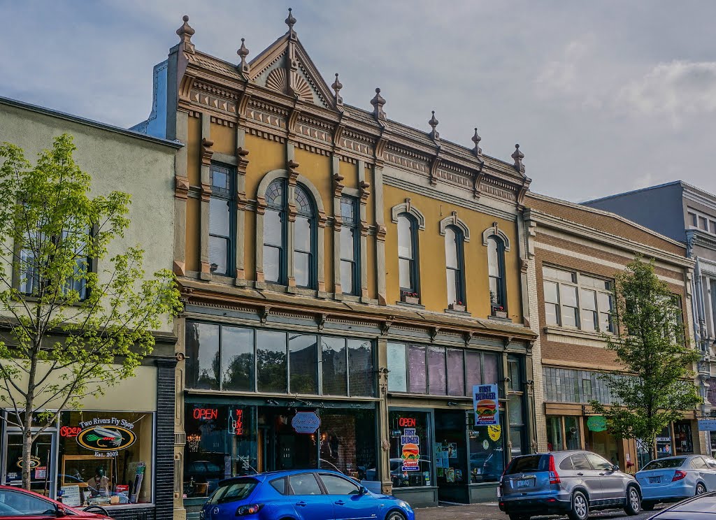 In the Historic District of old downtown Albany, Linn County, Oregon., Олбани