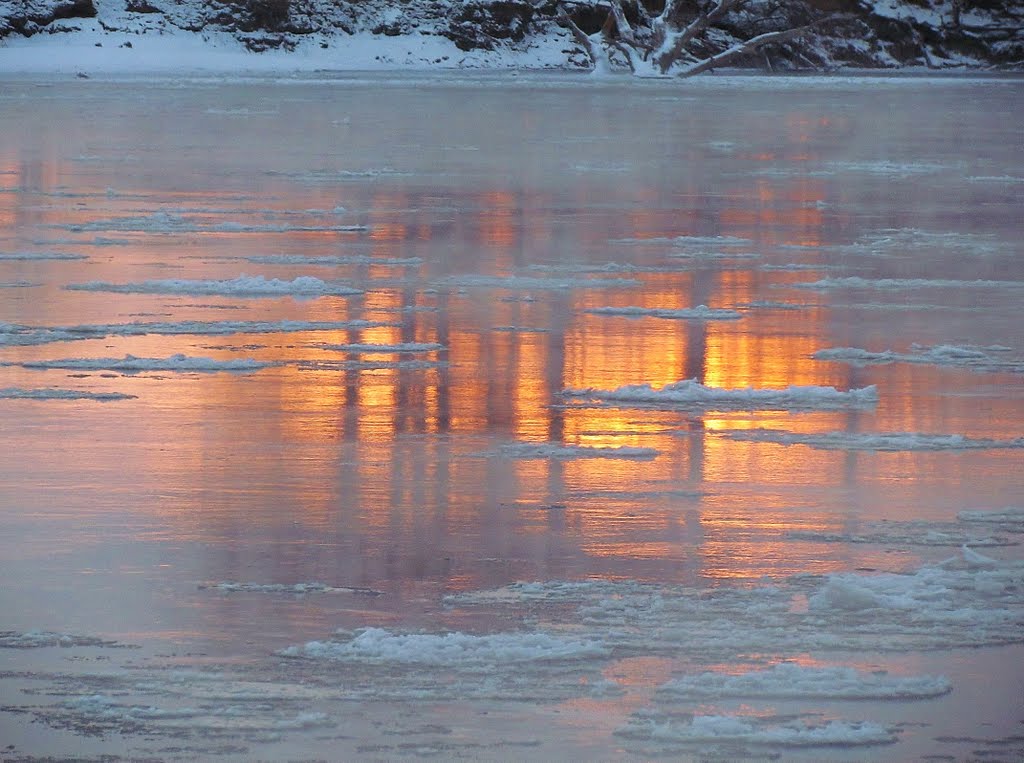 Sunrise reflection, Папиллион