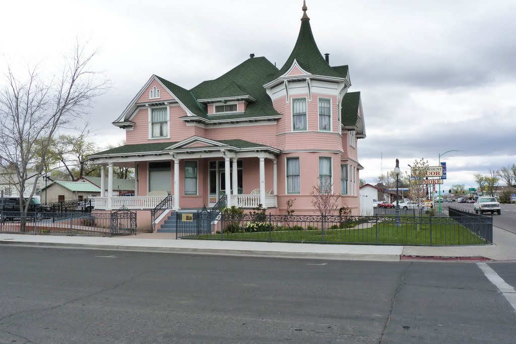 Douglass Mansion, Fallon, Nevada, Фаллон