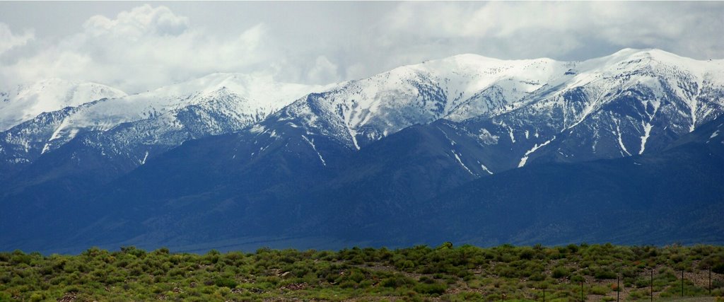 Great basin area in central Nevada, Хавторн