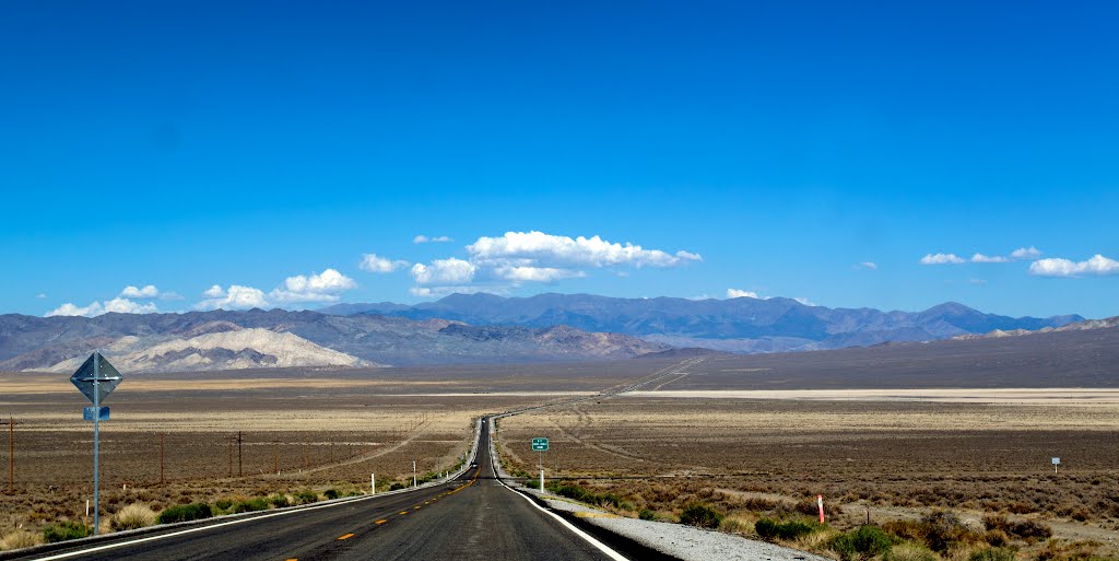 Nevada Highway 50 DSC_0192, Хавторн