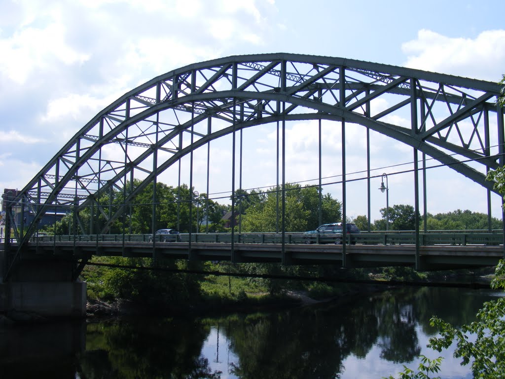 car traffic bridge made by the RR, Вудсвилл