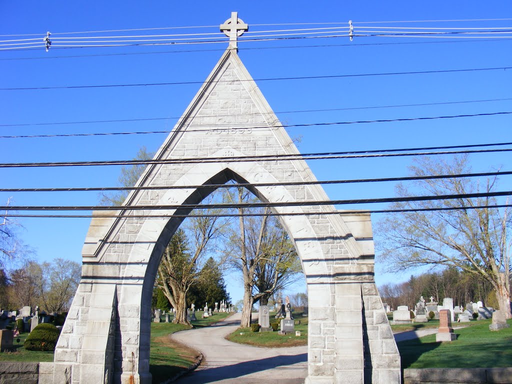 Cemetery entrance., Конкорд